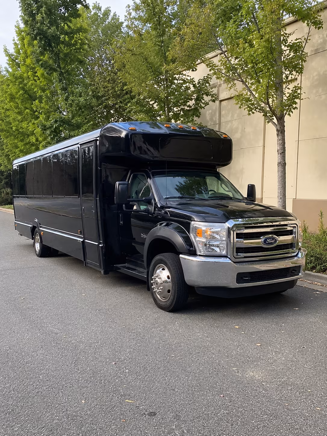 dodger stadium party bus rental