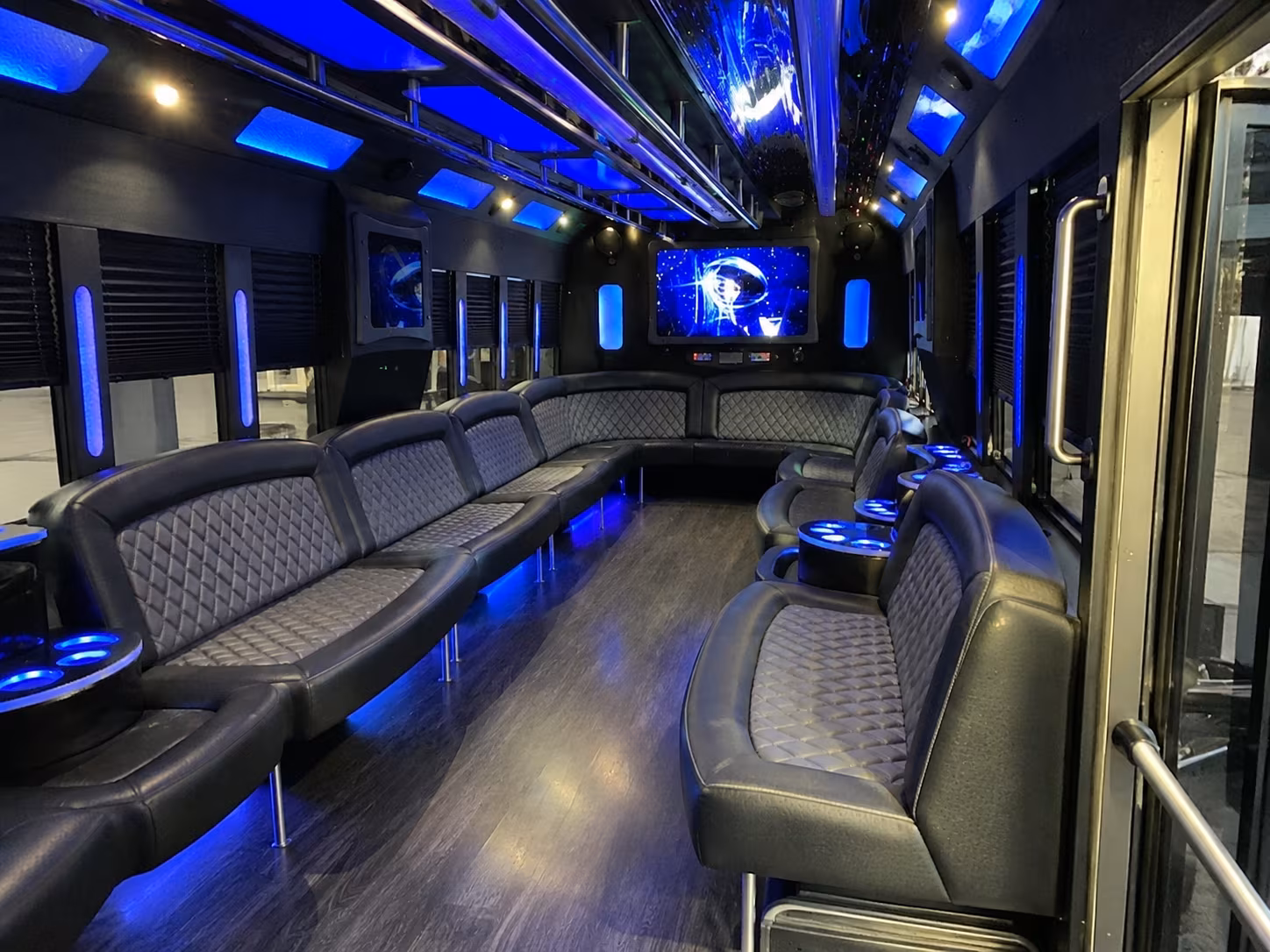 la mirada 28 passenger party bus interior