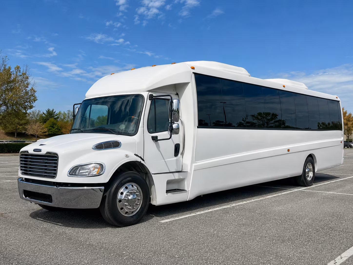 la mirada 30 passenger party bus
