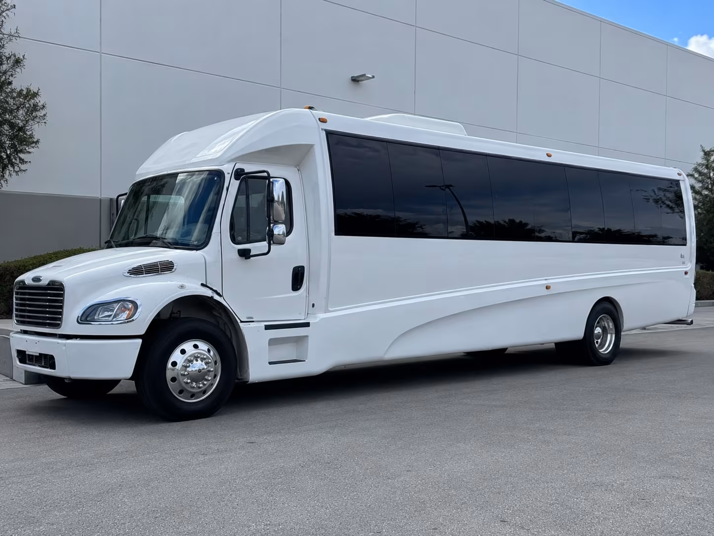 la mirada party bus