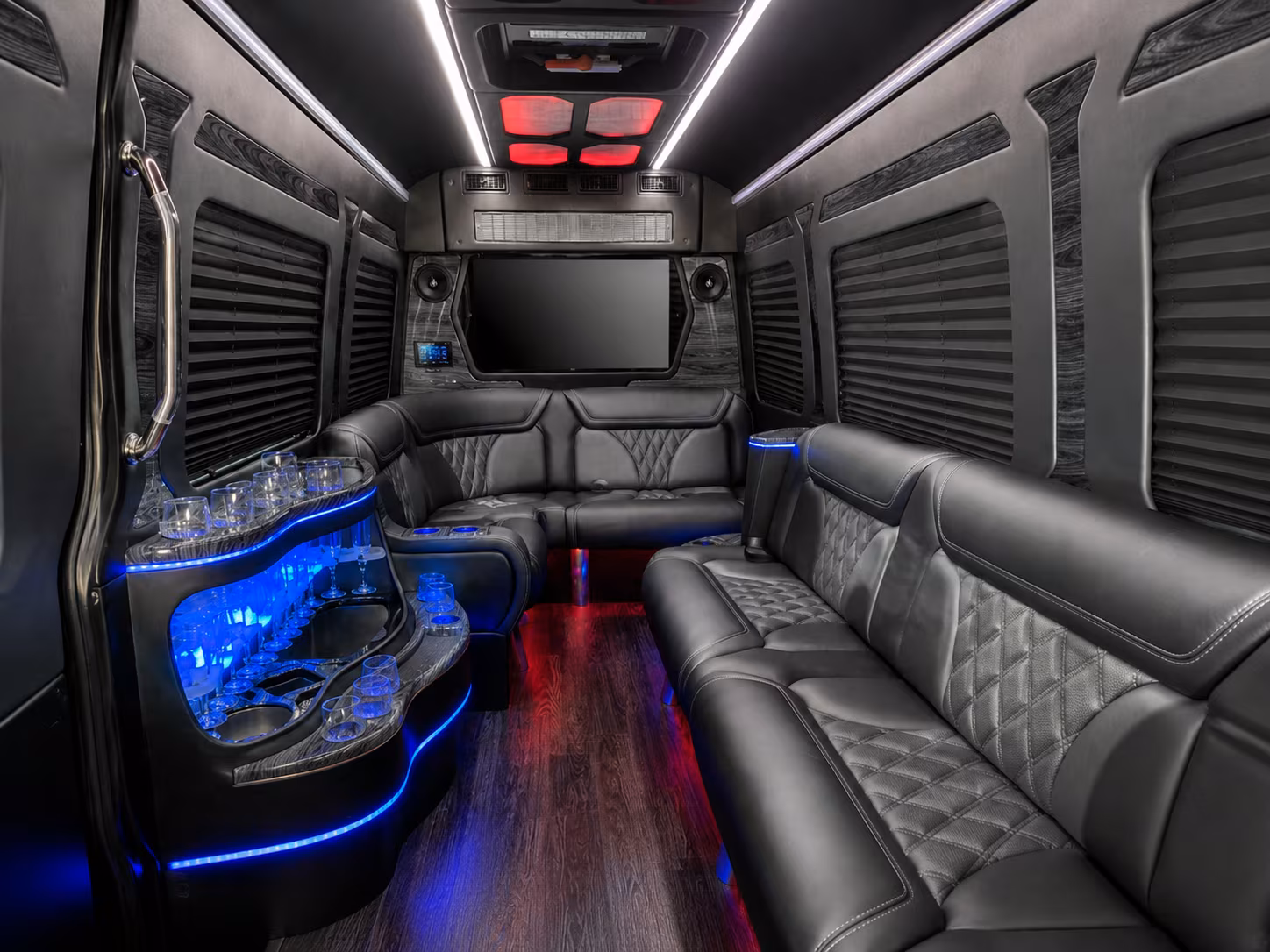 recurring shuttle routes and one day event transportation for la mirada employers
